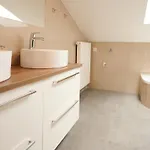 At Winterhafen Lägenhet *