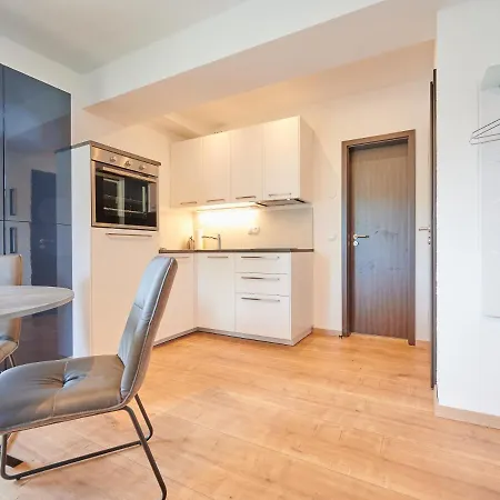 At Winterhafen Appartement Linz