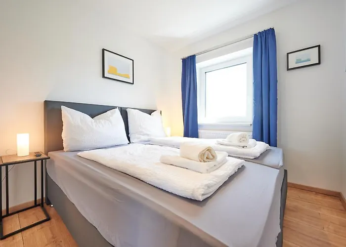 At Winterhafen * לינץ