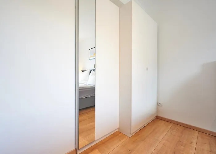 At Winterhafen דירה לינץ