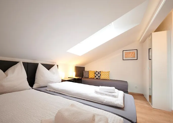 At Winterhafen דירה לינץ